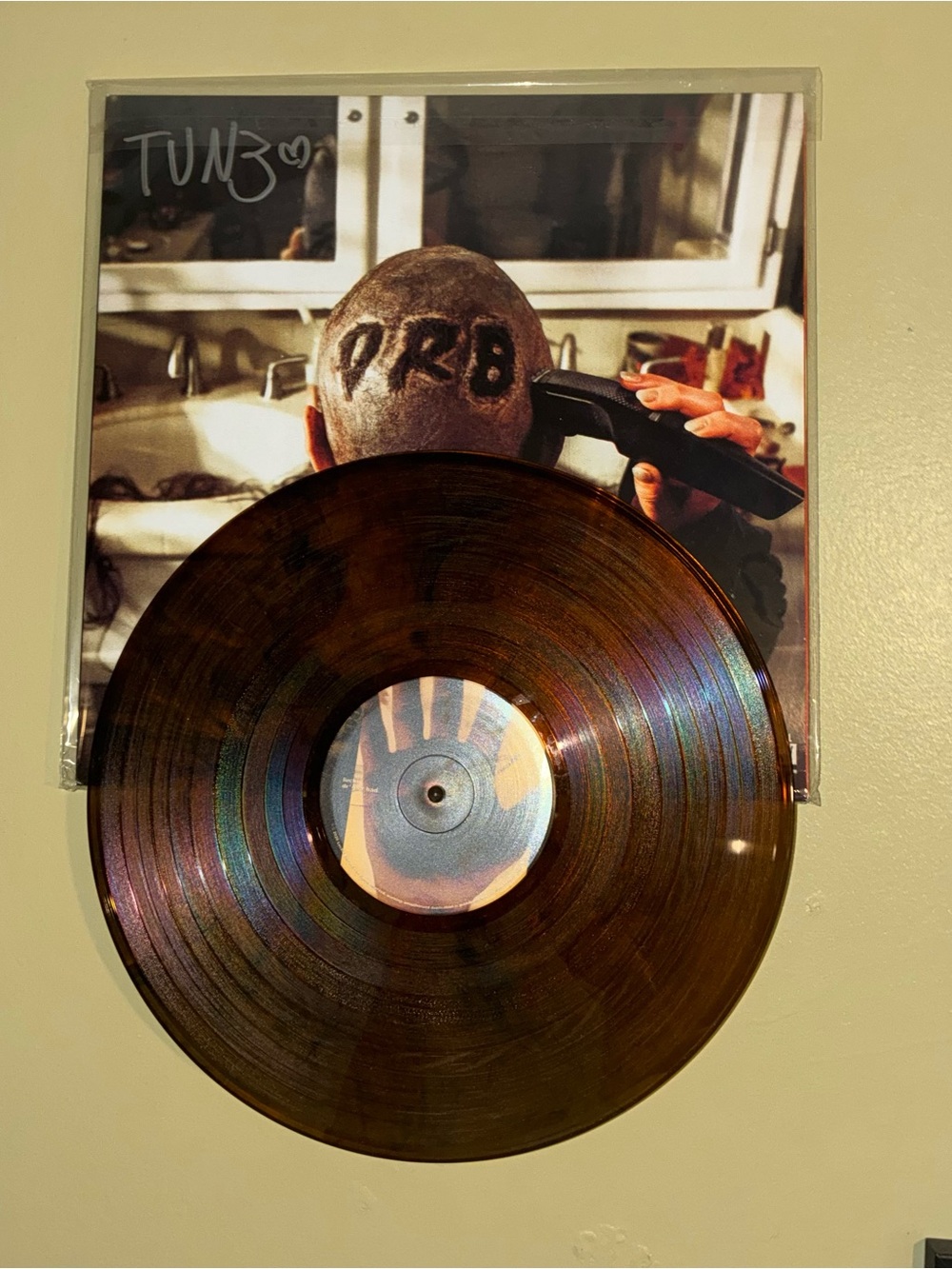 Adhesive Vinyl Wall Mount